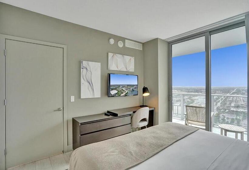 Апартаменты 1 Спальня с Балконом, Amazing Apartments At H Beach House