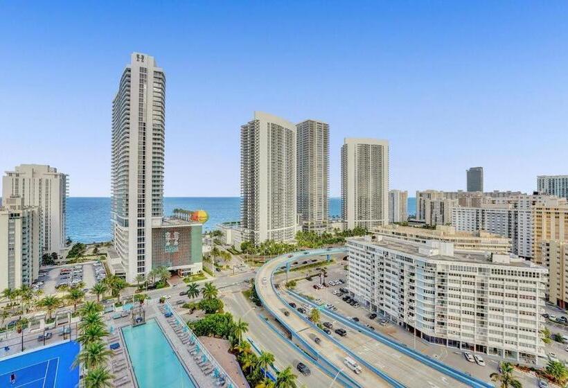 Апартаменты 2 Спальни, Amazing Apartments At H Beach House