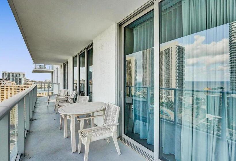 Апартаменты 2 Спальни, Amazing Apartments At H Beach House