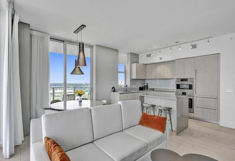 Апартаменты 3 Спальни, Amazing Apartments At H Beach House