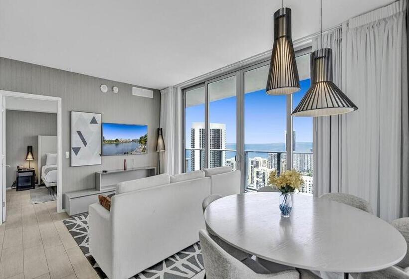 Апартаменты 3 Спальни, Amazing Apartments At H Beach House