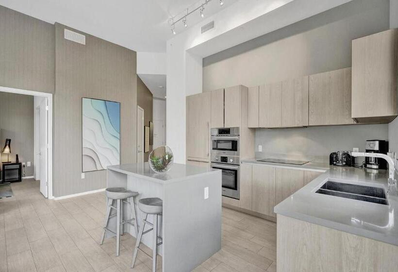 Апартаменты 1 Спальня Вид на Бассейн, Amazing Apartments At H Beach House