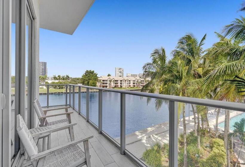 Апартаменты 1 Спальня Вид на Бассейн, Amazing Apartments At H Beach House