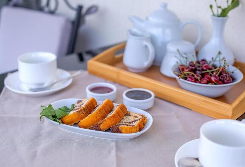 سوئیت با بالکن, Château Mosmieri Hotel & Winery