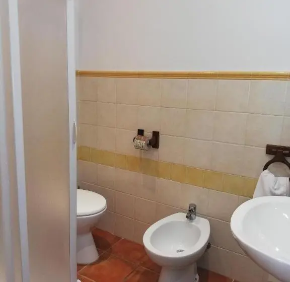 スタンダードトリプルルーム, Agriturismo Le Folaghe