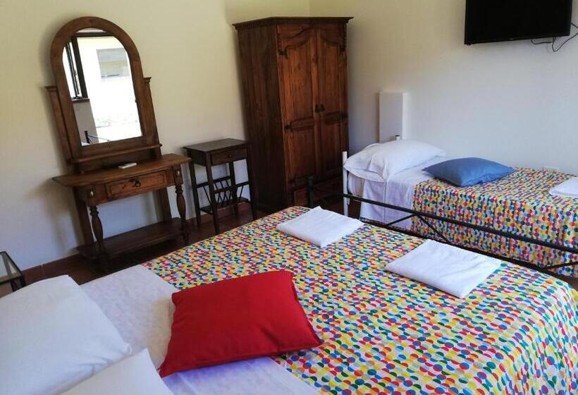 اتاق استاندارد سه نفره, Agriturismo Le Folaghe