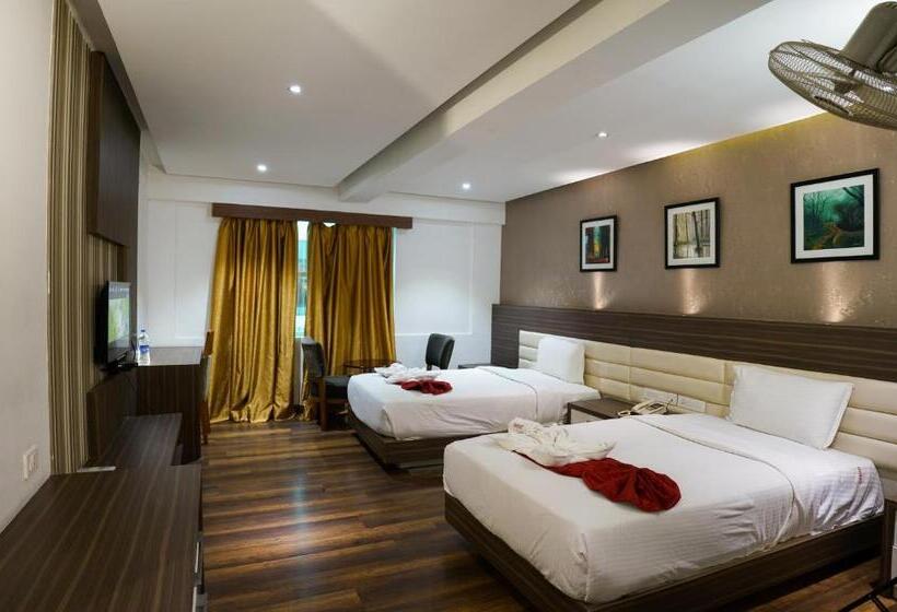 اتاق لوکس, Emarald Hotel Calicut