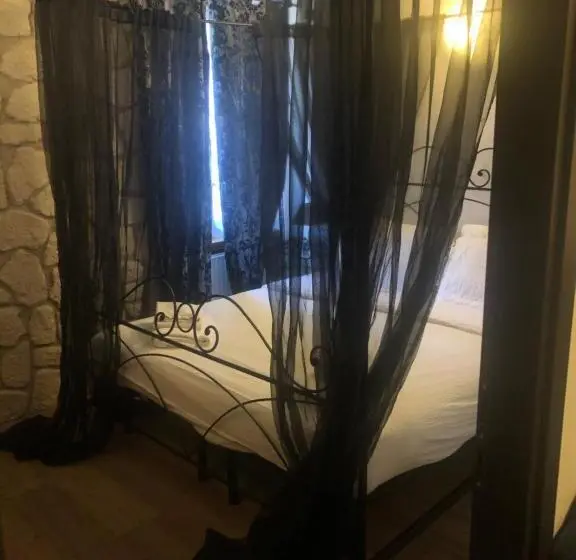آپارتمان سوپریور 1 خوابه, Casa Canarino