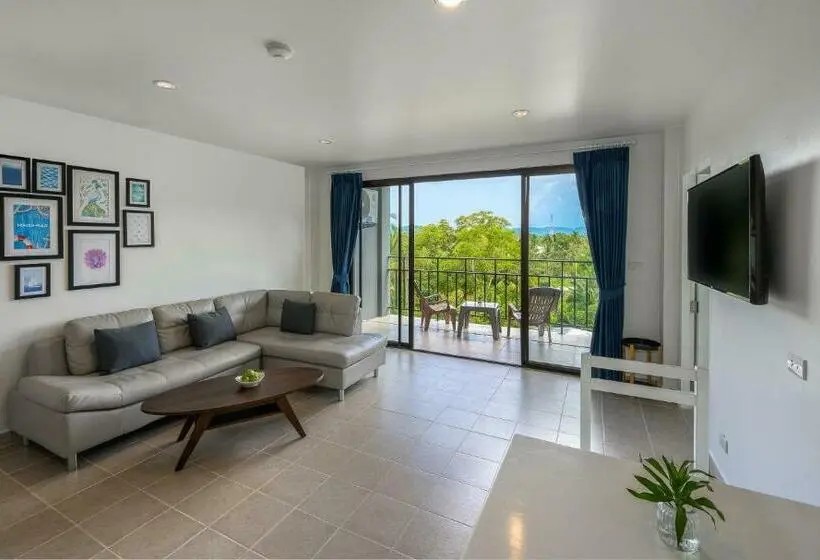 سوئیت با تخت بزرگ, Maikhao Hotel, Phuket