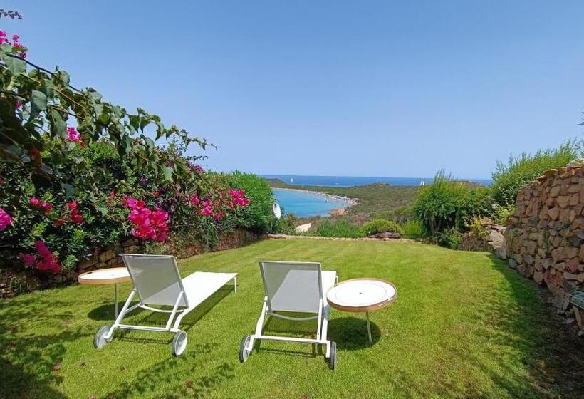 Huoneisto 3 Makuuhuonetta Merinäkymä, Villaggio Est A Capo Coda Cavallo San Teodoro
