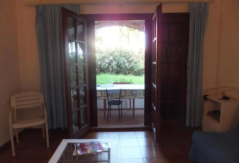 Апартаменты 1 Спальня, Villaggio Est A Capo Coda Cavallo San Teodoro