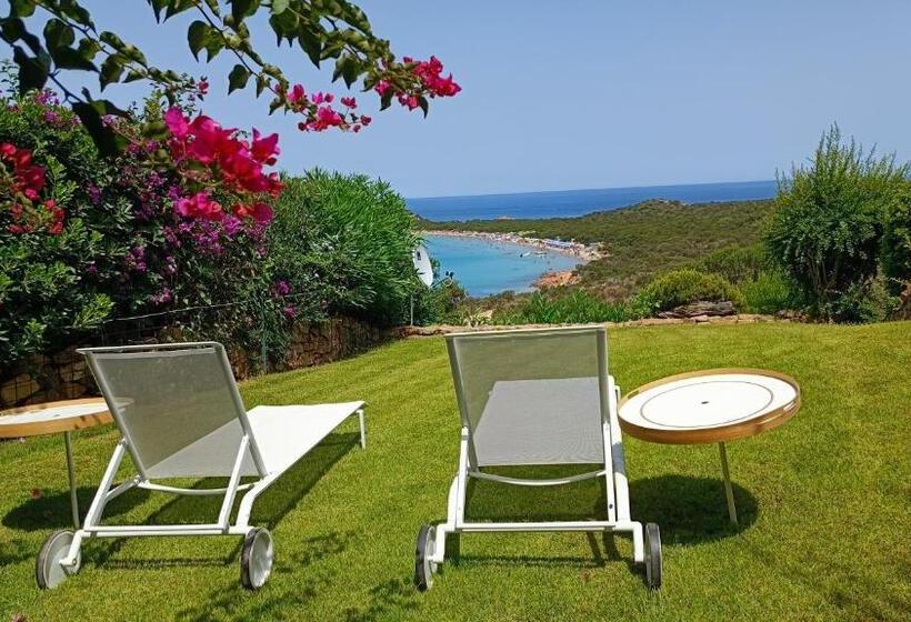 Huoneisto 3 Makuuhuonetta, Villaggio Est A Capo Coda Cavallo San Teodoro