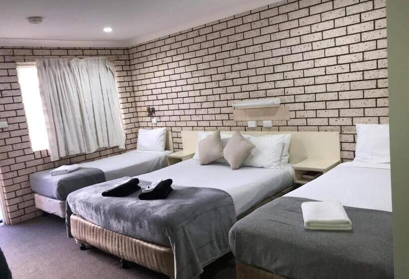 Семейный Номер, Alfa Motel