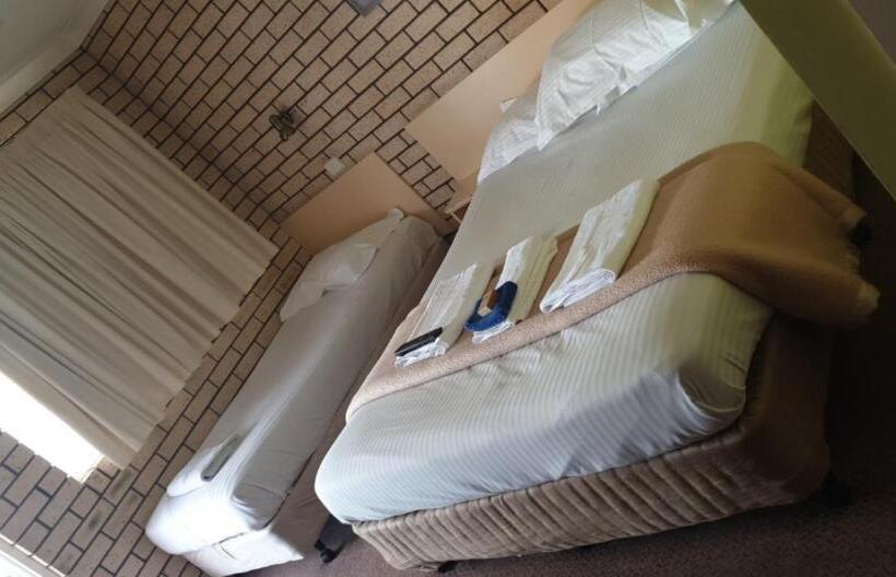 标准间, Alfa Motel