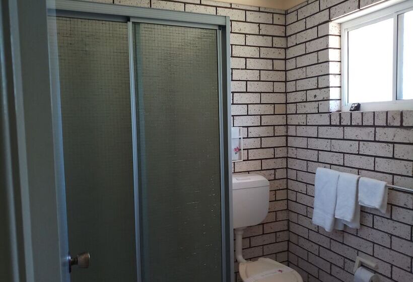 标准间, Alfa Motel