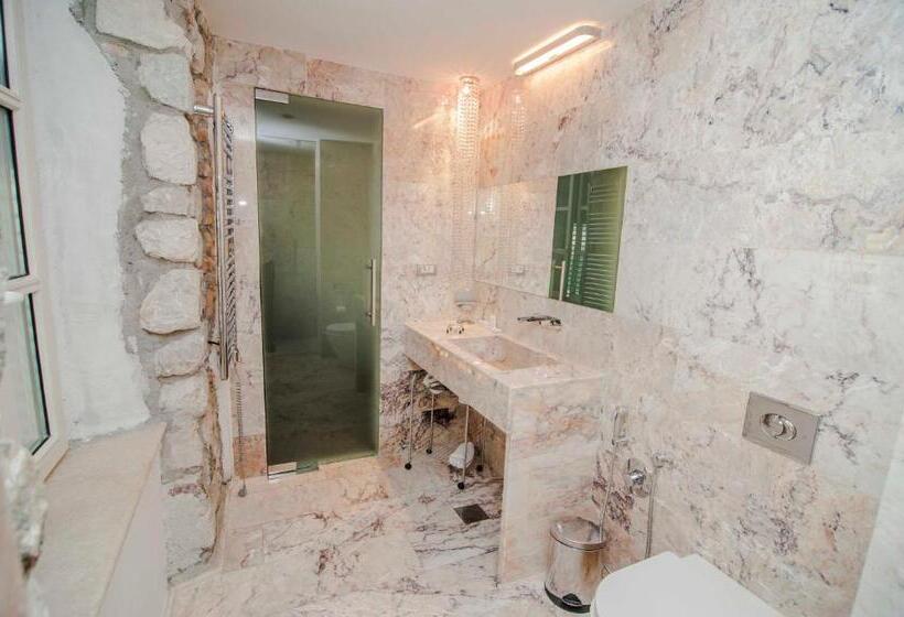 اتاق سوپریور, Boutique Hotel Astoria