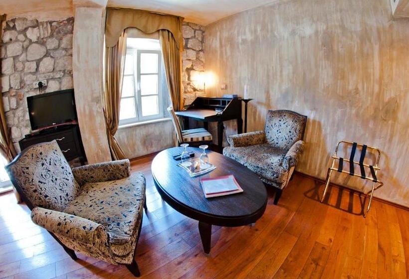 اتاق سوپریور, Boutique Hotel Astoria