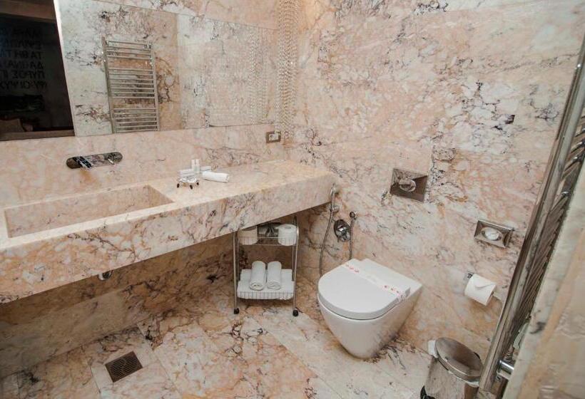 اتاق سوپریور, Boutique Hotel Astoria