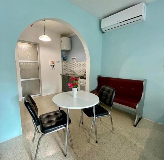 استودیوی استاندارد, For Rest Apart