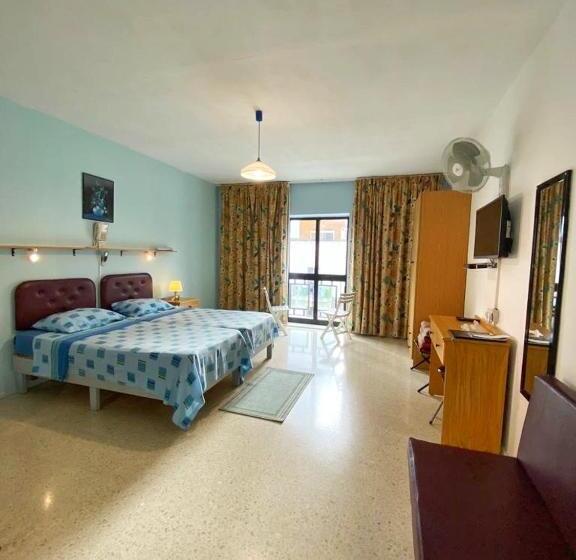 استودیوی استاندارد, For Rest Apart