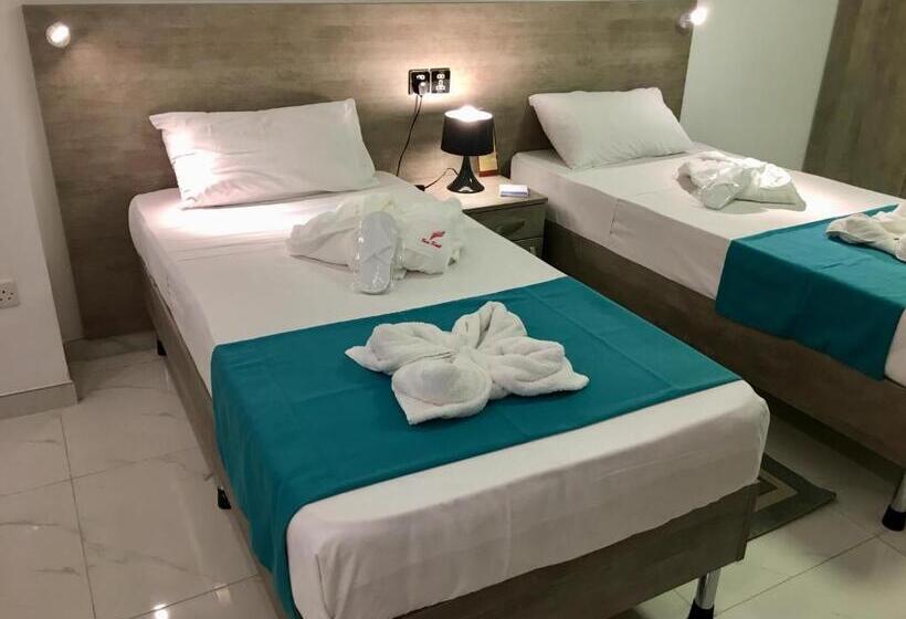 استودیوی سوپریور, For Rest Apart