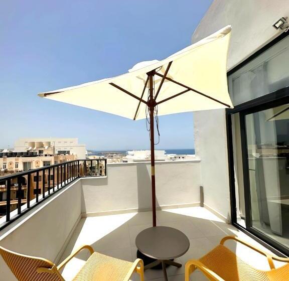 1 Bedroom Penthouse Apartment, For Rest Apart