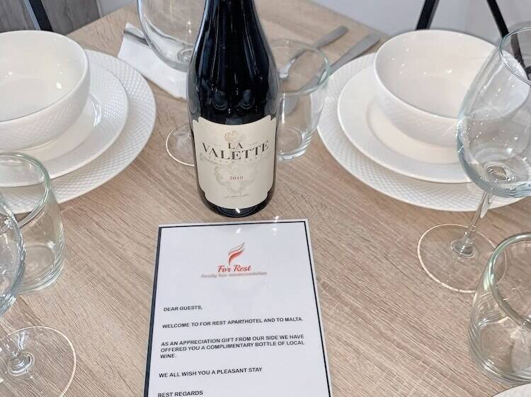 استودیوی سوپریور, For Rest Apart