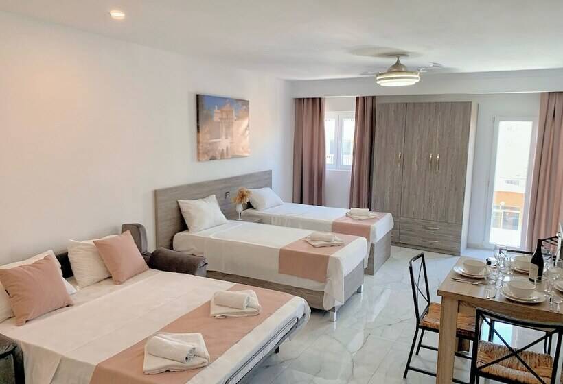 استودیوی سوپریور, For Rest Apart