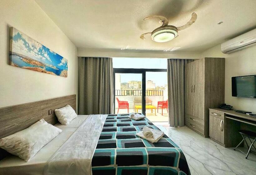 1 Bedroom Penthouse Apartment, For Rest Apart