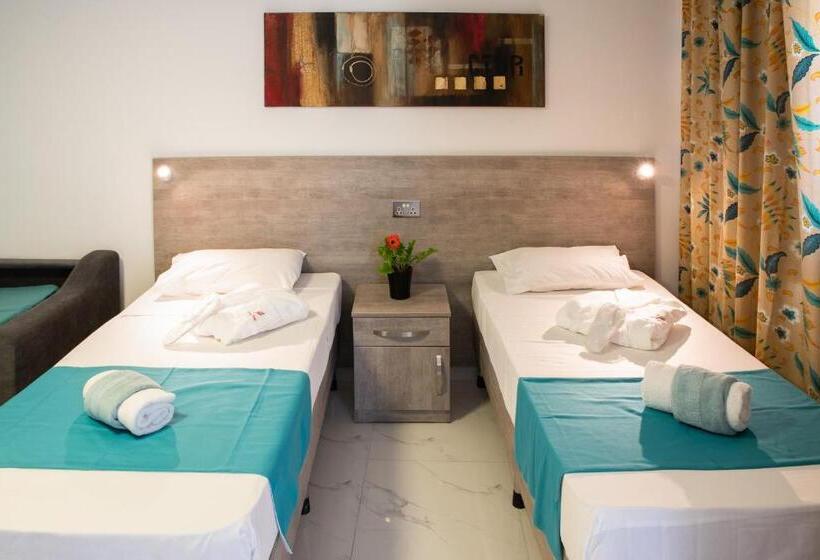 استودیوی سوپریور, For Rest Apart