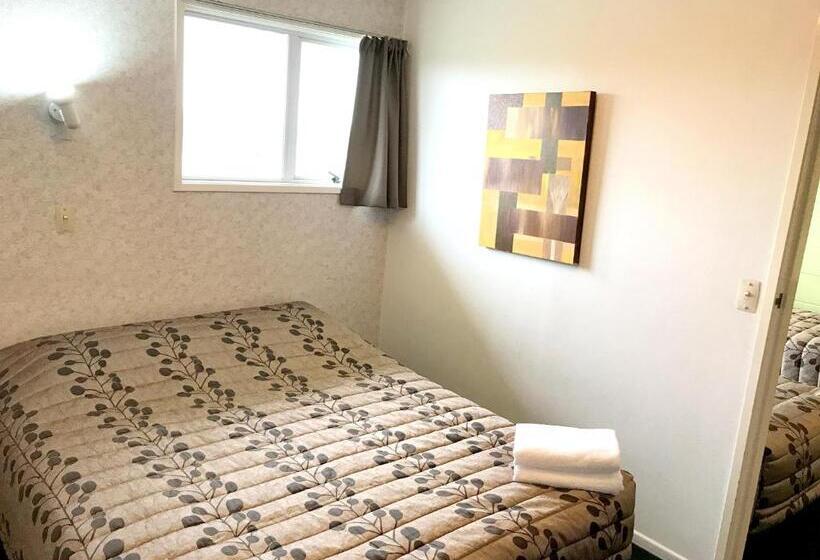 Семейный Номер Economy, Greenview Motel