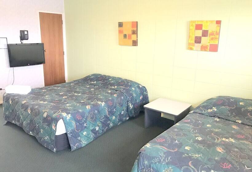 סטודיו אקונומי, Greenview Motel