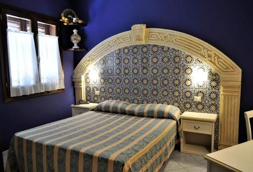 اتاق استاندارد, Al Tair