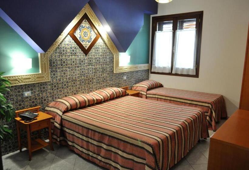 标准三人间, Al Tair