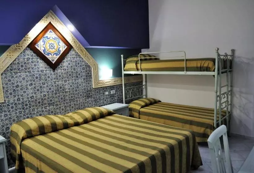 Economy Quadruple Room, Al Tair