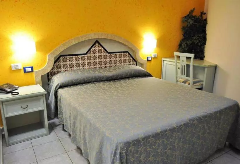 اتاق اکونومی, Al Tair