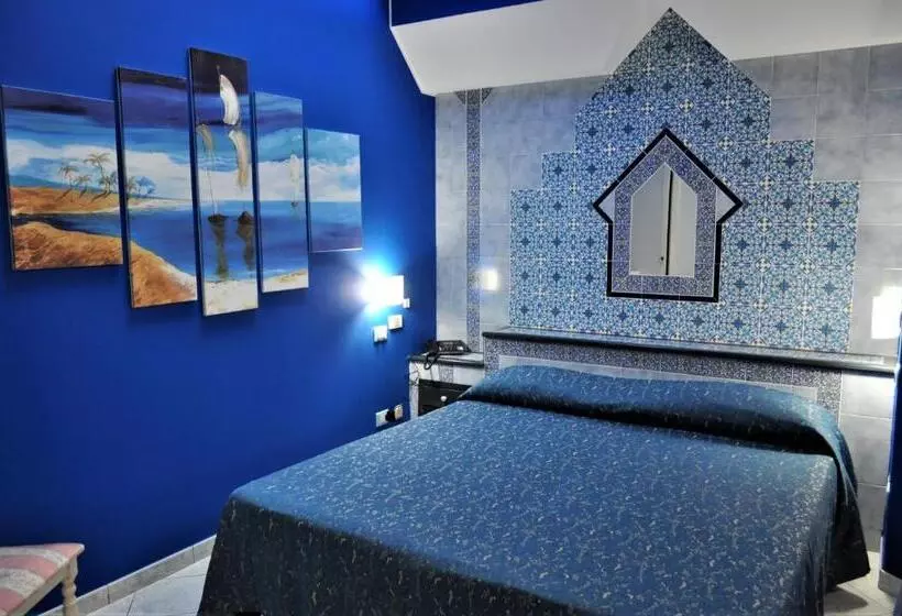 Economy Triple Room, Al Tair