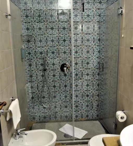 Economy Triple Room, Al Tair