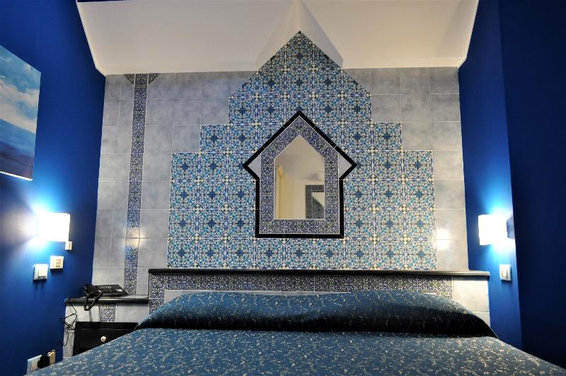 经济型三人房间, Al Tair