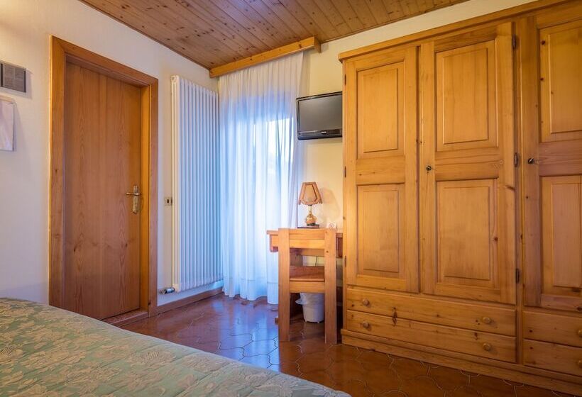 חדר סטנדרט, Albergo Dimaro Wellness