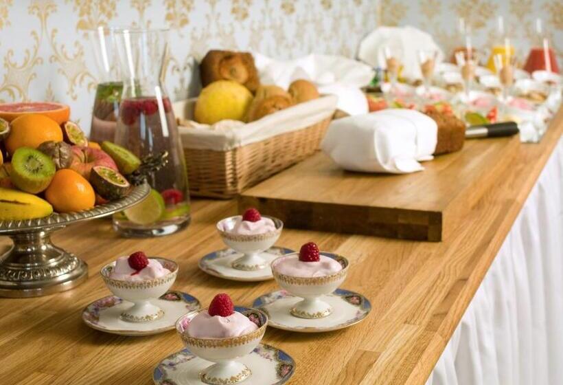 标准间, Annas Hotell