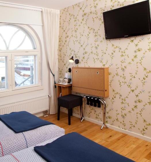 标准间, Annas Hotell