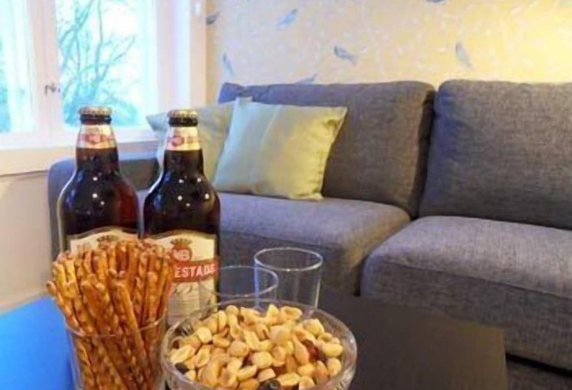 标准间, Annas Hotell