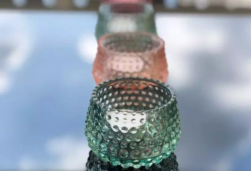 اتاق استاندارد یک نفره, Annas Hotell