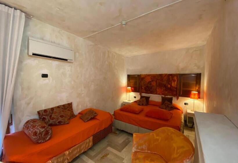 Quarto Triplo Standart, Art Hotel Al Fagiano