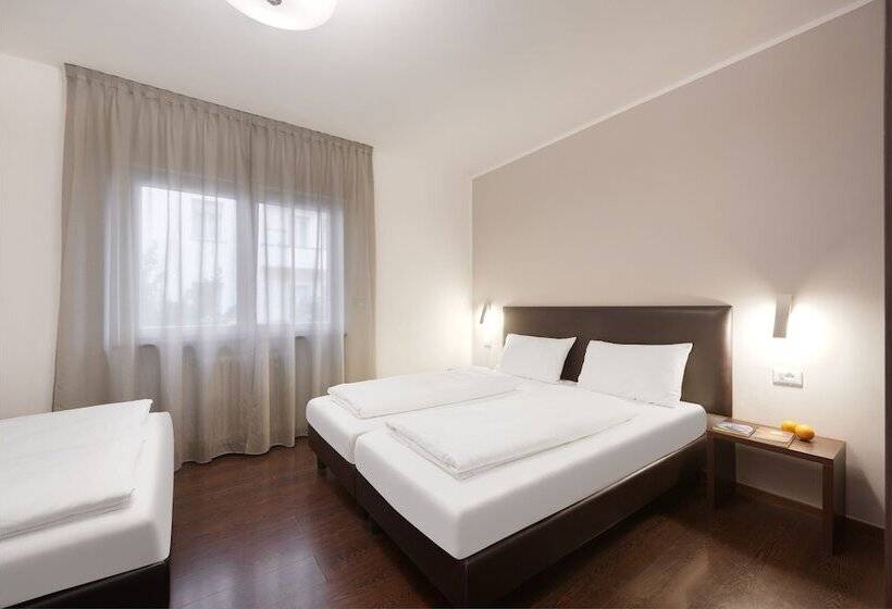 اتاق استاندارد سه نفره, Asterix