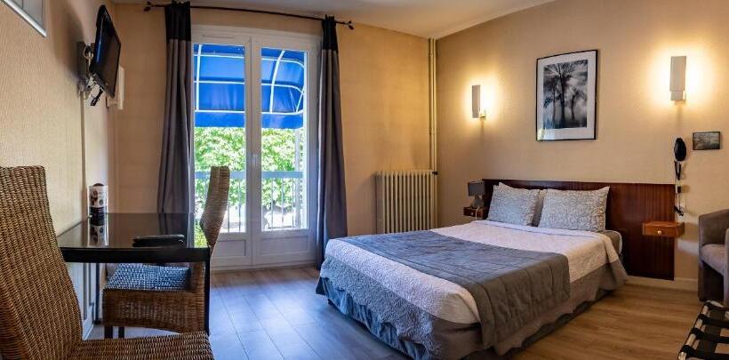 Номер Стандарт, Christina