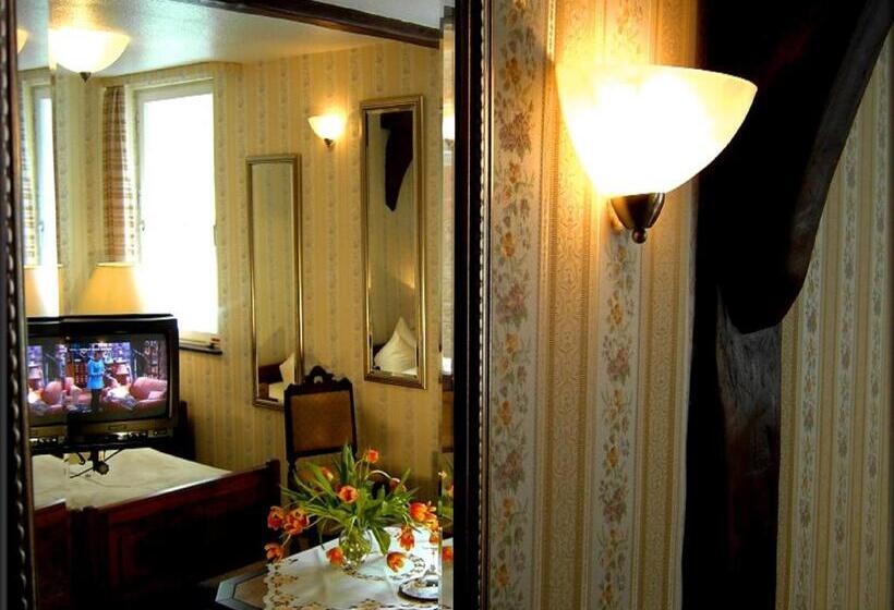 스탠다드 룸, Graf Rolshausen