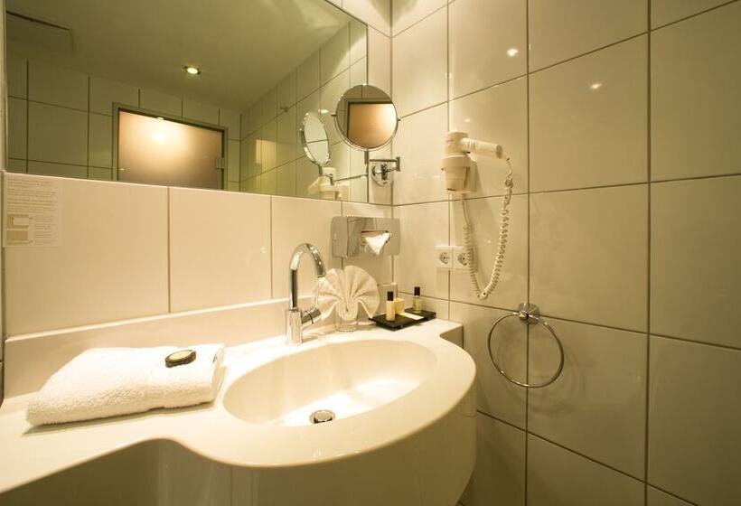 غرفة كومفورت فردية, Hirsch