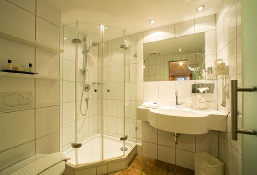 غرفة كومفورت, Hirsch